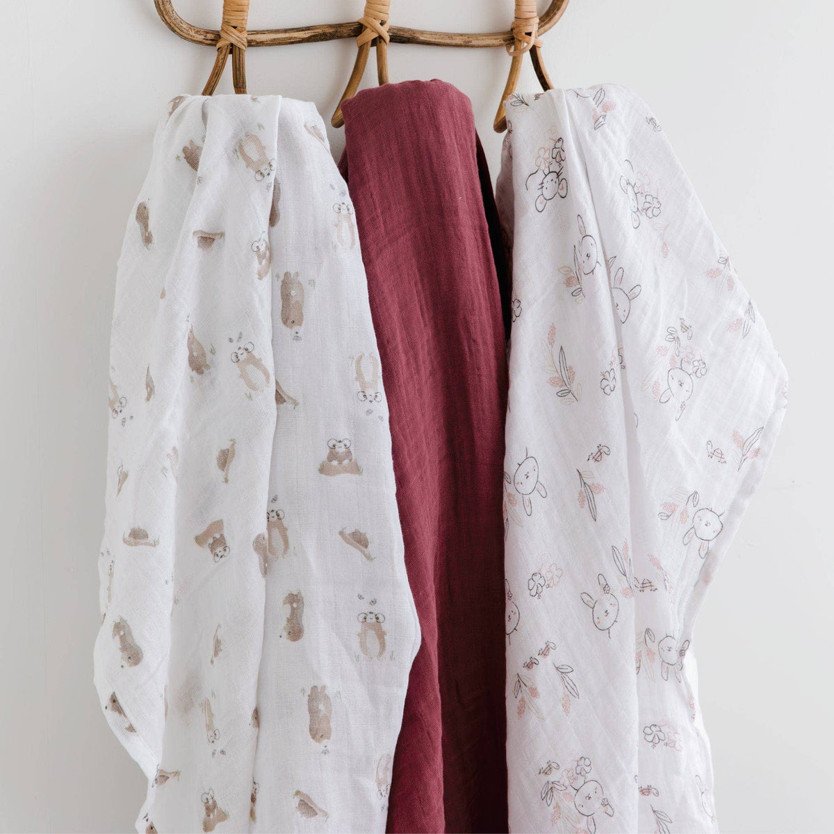 Cotton muslin swaddle - Bunnies