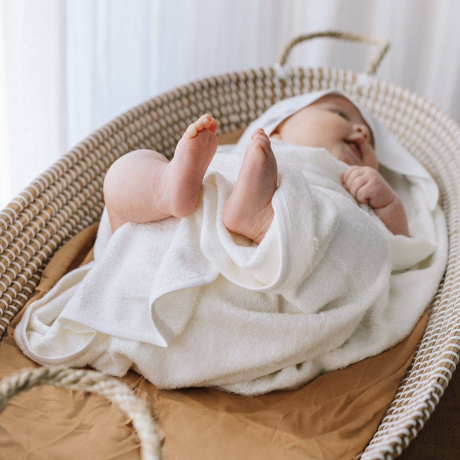 Bamboo hooded towel - Full Moon