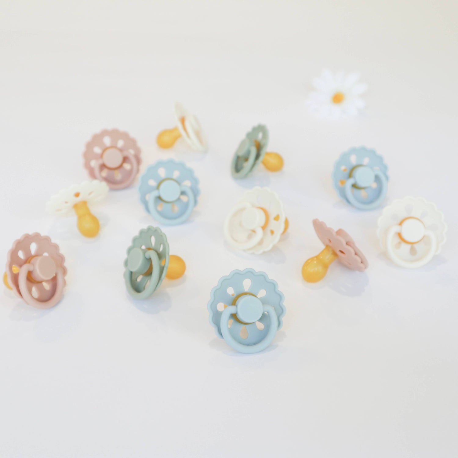 Natural Latex Pacifiers - Size 1 (0-6M) Blush & Cream