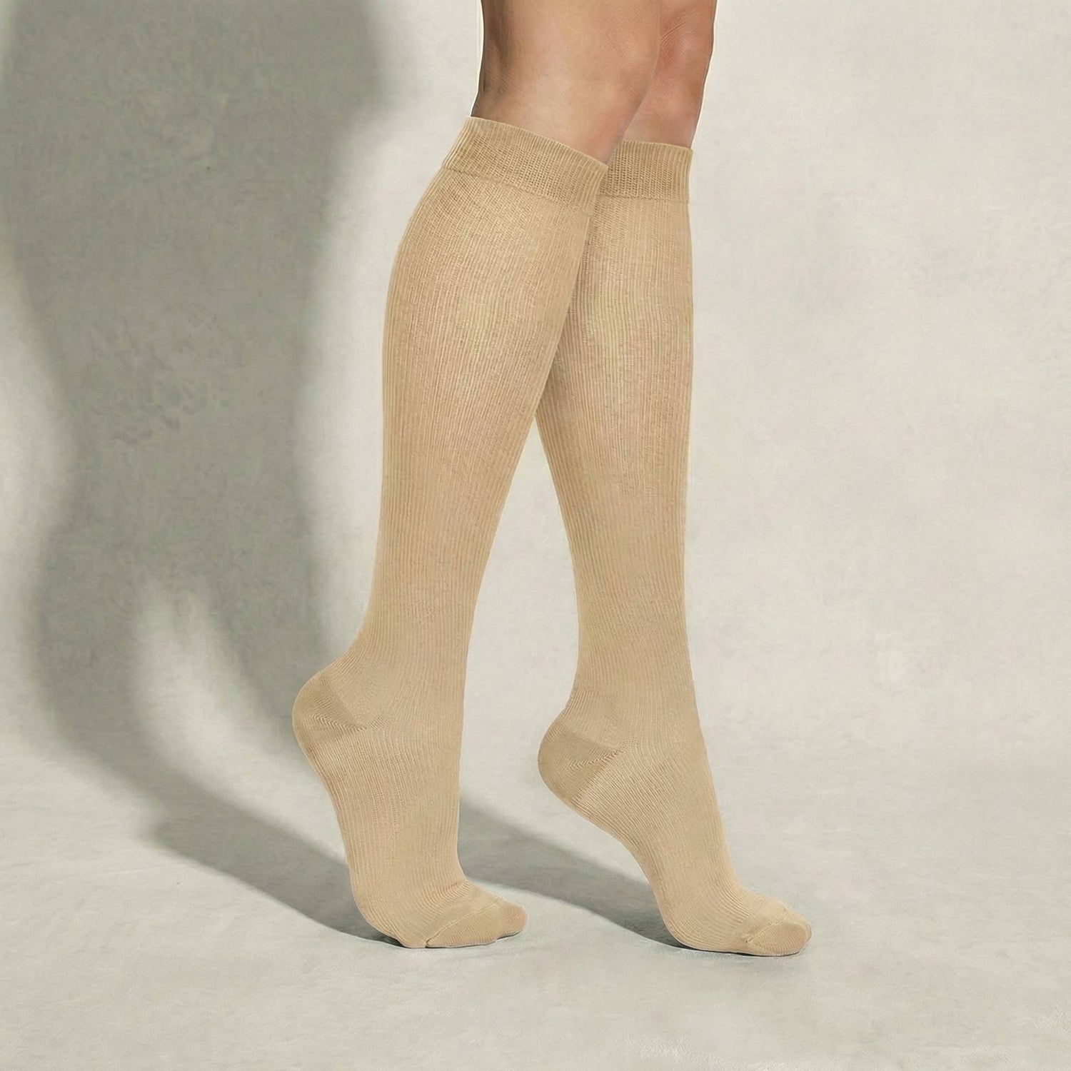 Compression Socks for Pregnancy (15–20 mmHg) – Sand