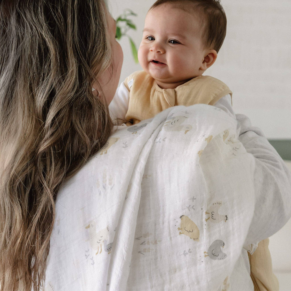 Cotton muslin swaddle - Hens